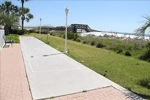 On The Gulf By Isle Hotel