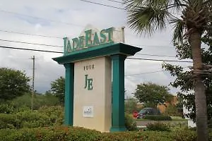 Jade East *
