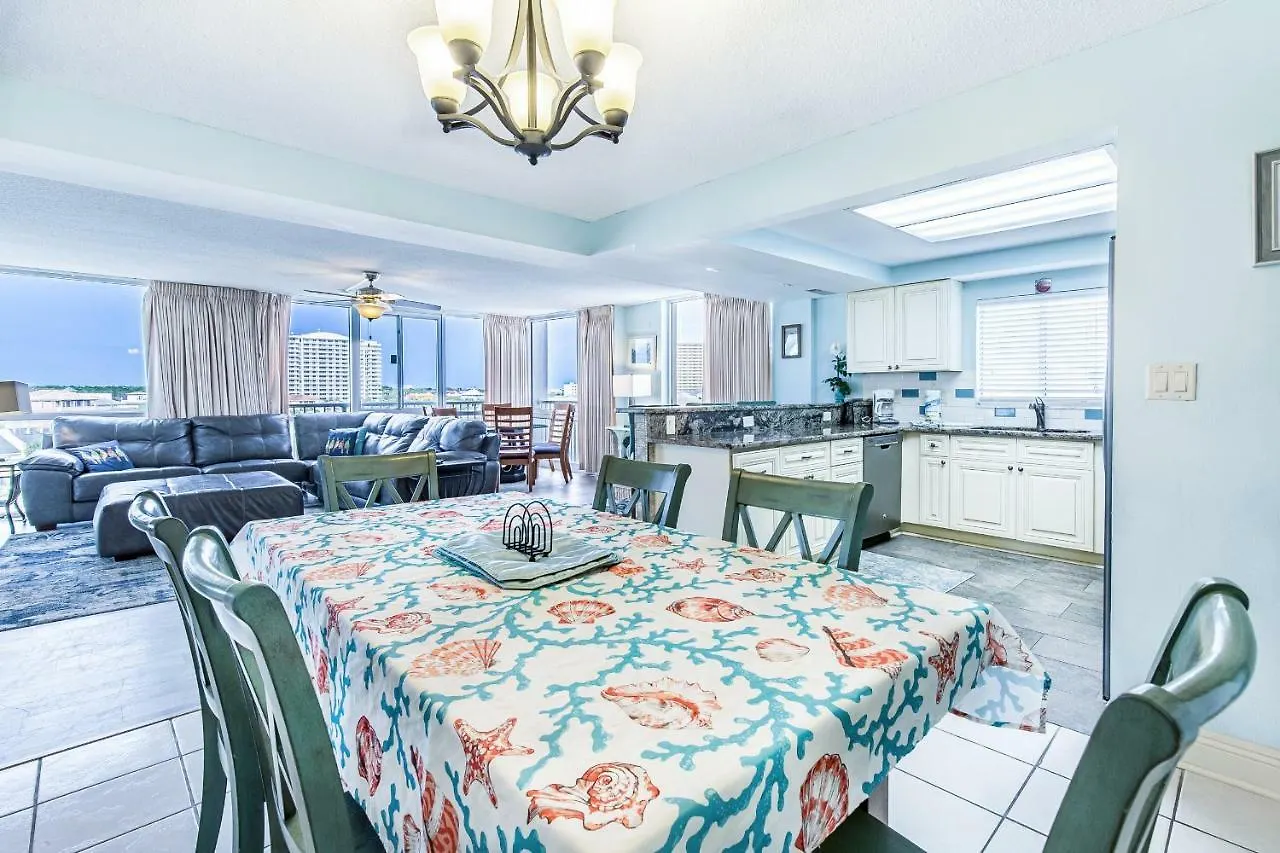 Shoreline Towers 3061 Apartment *