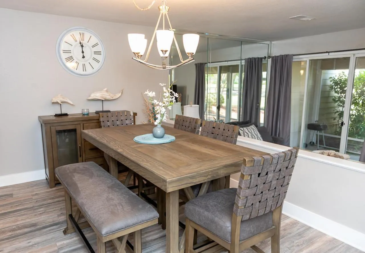Apartment Bayou Village 613