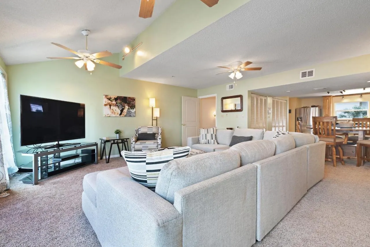 Canal Place #8 Apartment *