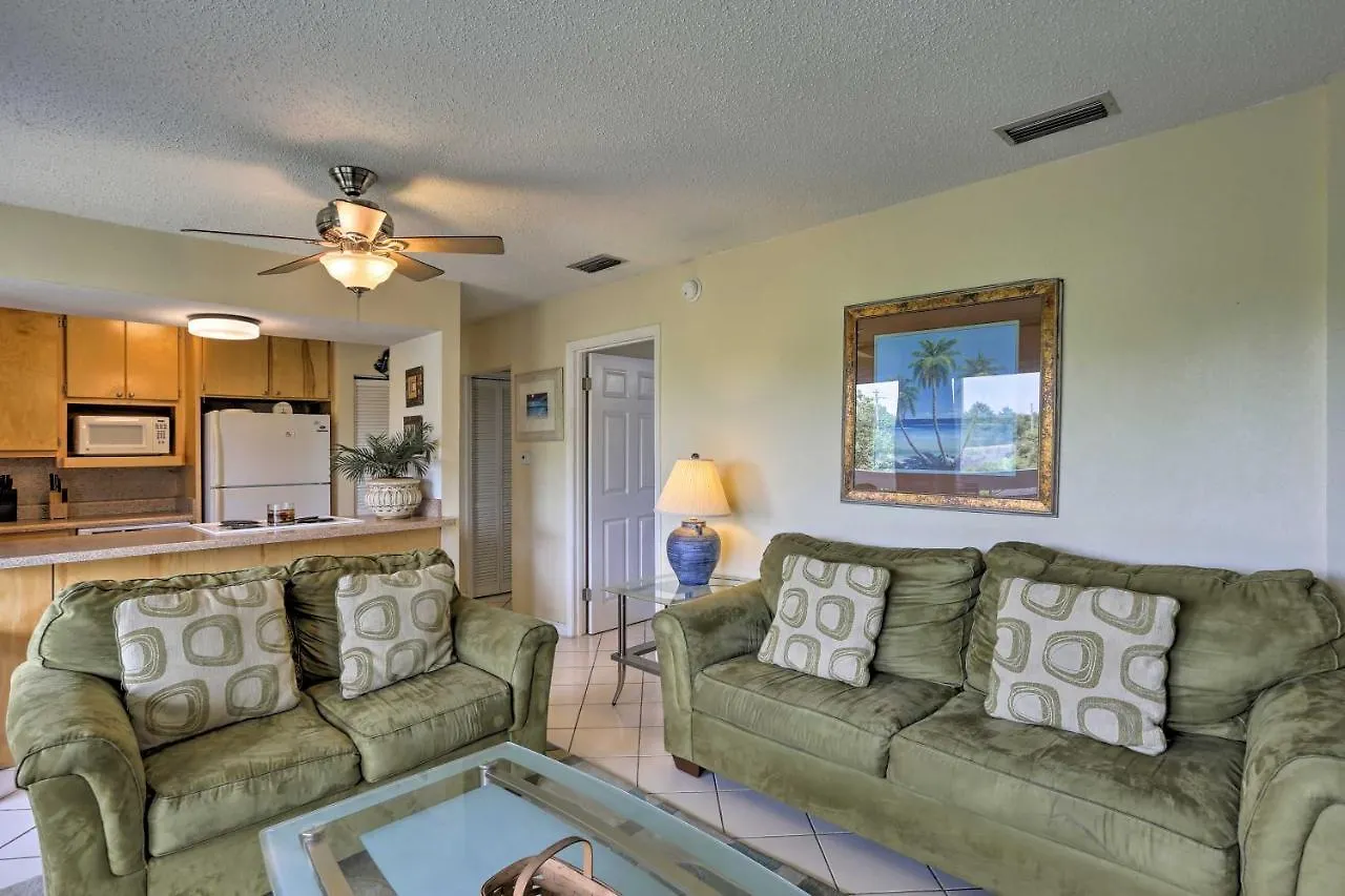 Apartment Cozy With Pool Access Walk To Beach! Destin