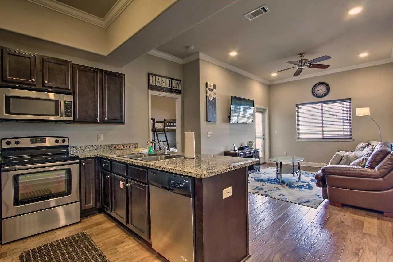 With Community Pool Less Than 1 Mile To Miramar Beach! *