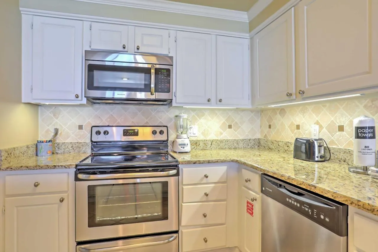 Oceanfront Miramar Beach With Amenities! Apartment Destin