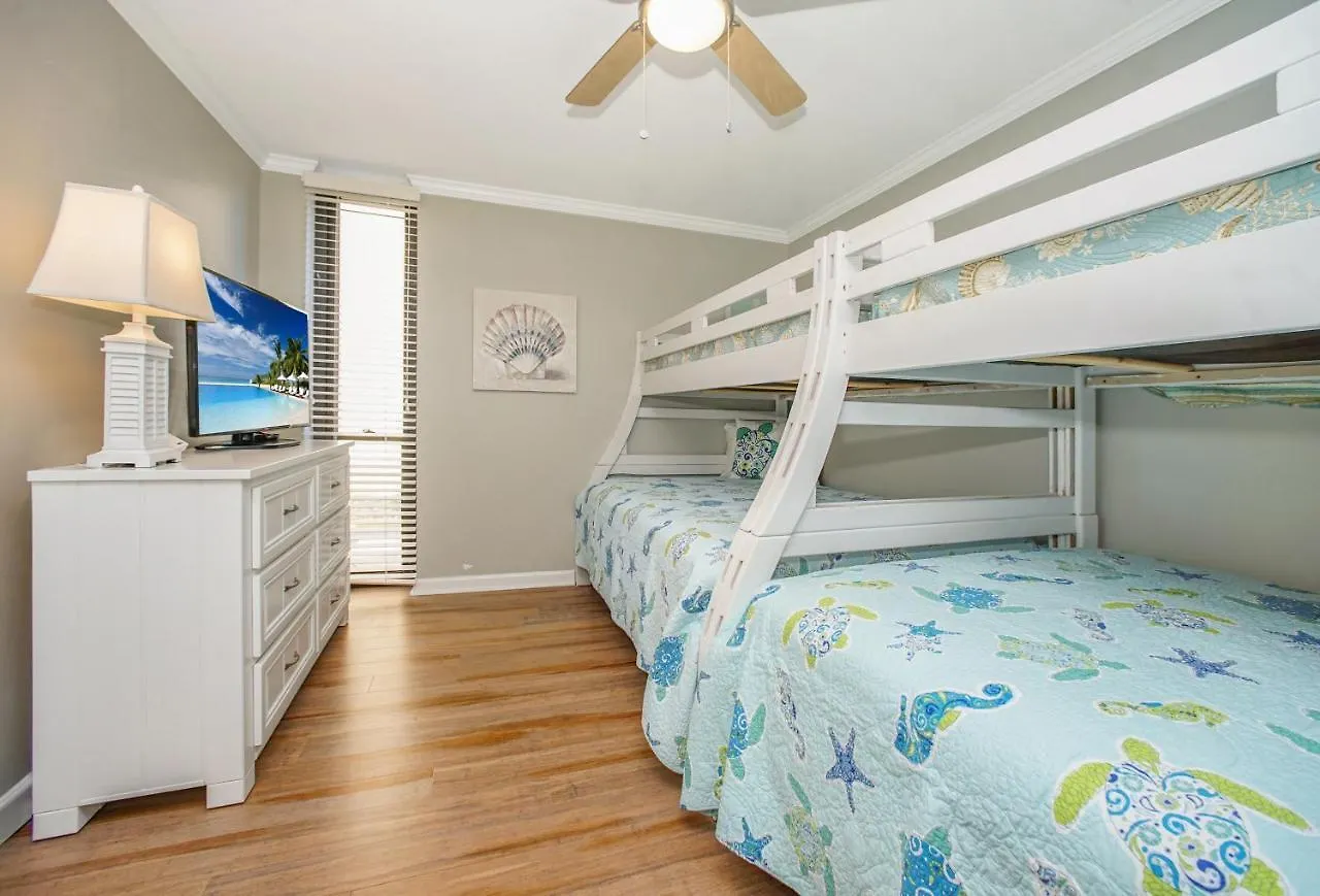 Emerald Towers 206 - 1784246 Apartment