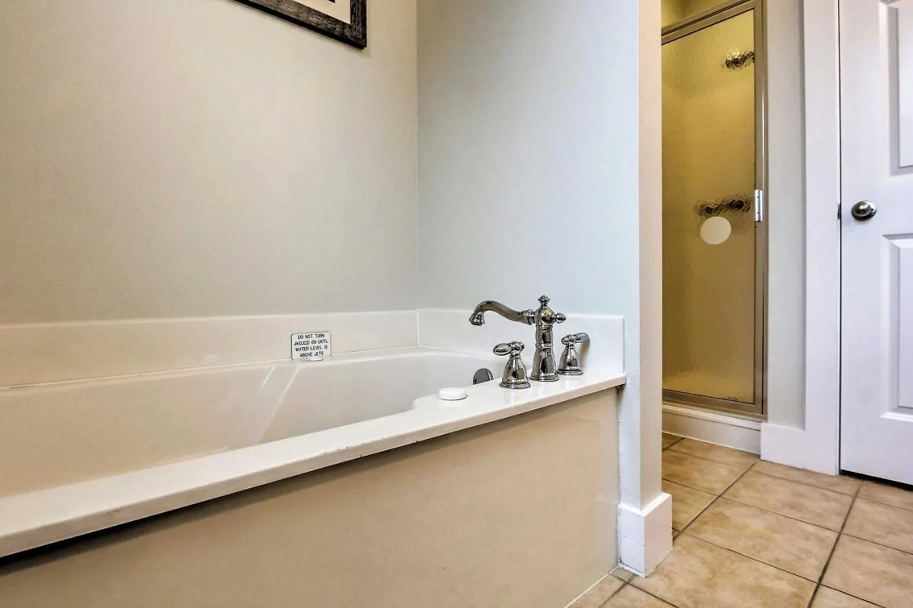 Spacious Miramar With Access! Holiday home