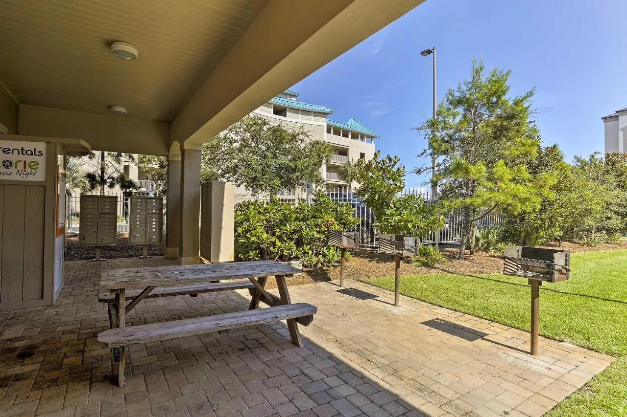 Luxurious Alerio Condo - Steps To Private Beach!