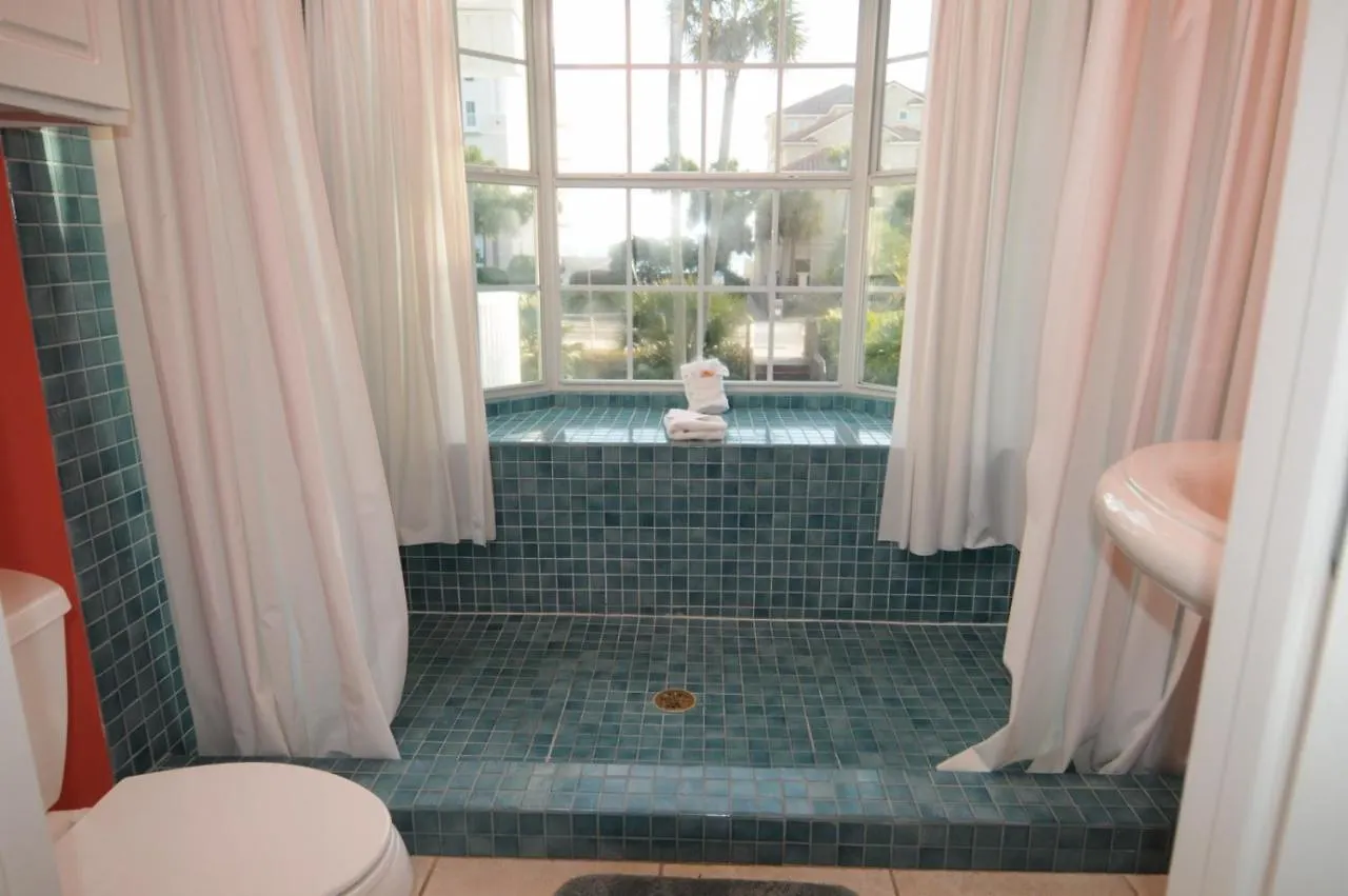 Crystal Beachin' - 1942431 Villa