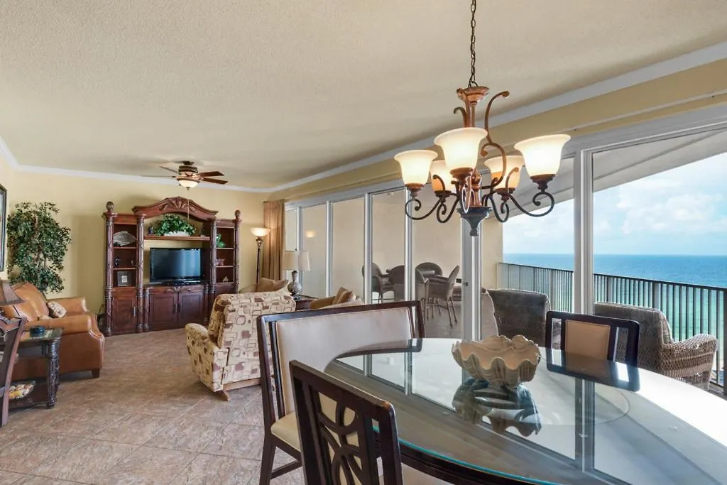 Holiday home Tops'l Tides Iii *