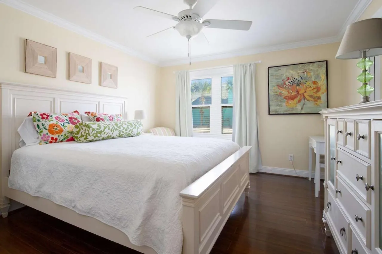 Holiday home Emerald Dunes # 101 *