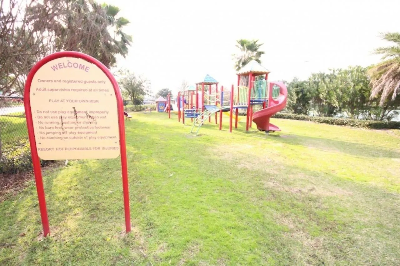 Palms Of 1710 * 德斯廷