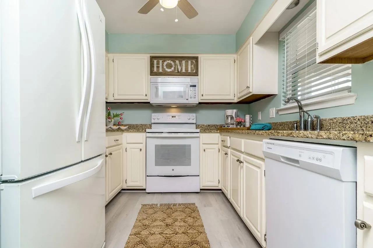 Gulf Winds Court 202 - Emerald Cove Oasis Casa vacanze