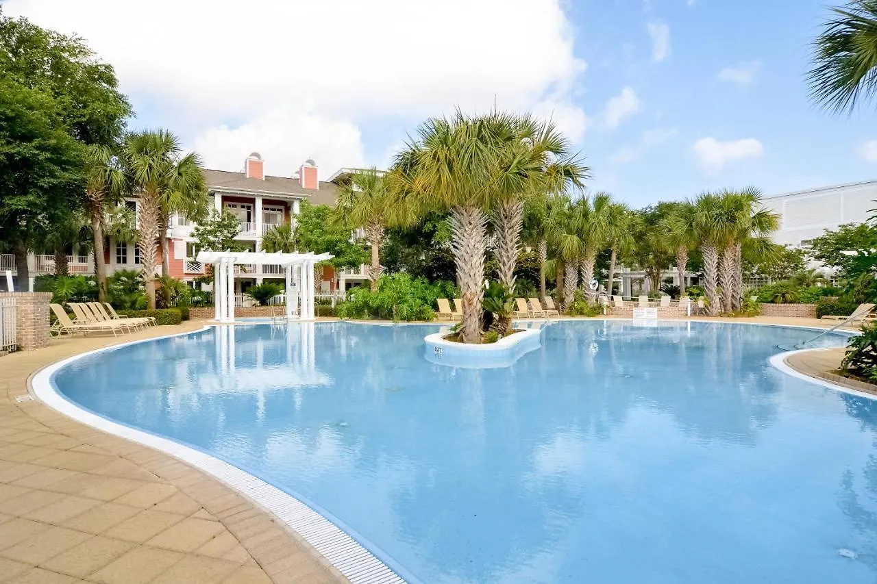 Baytowne Wharf - Pilot House #408 Destin