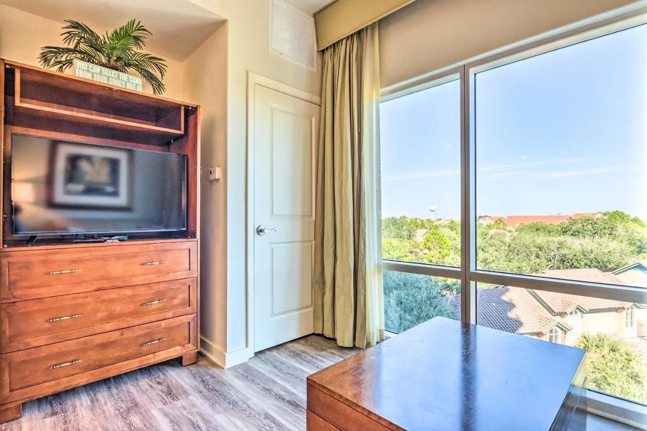 With Pool Access - Walk To Miramar Beach! *