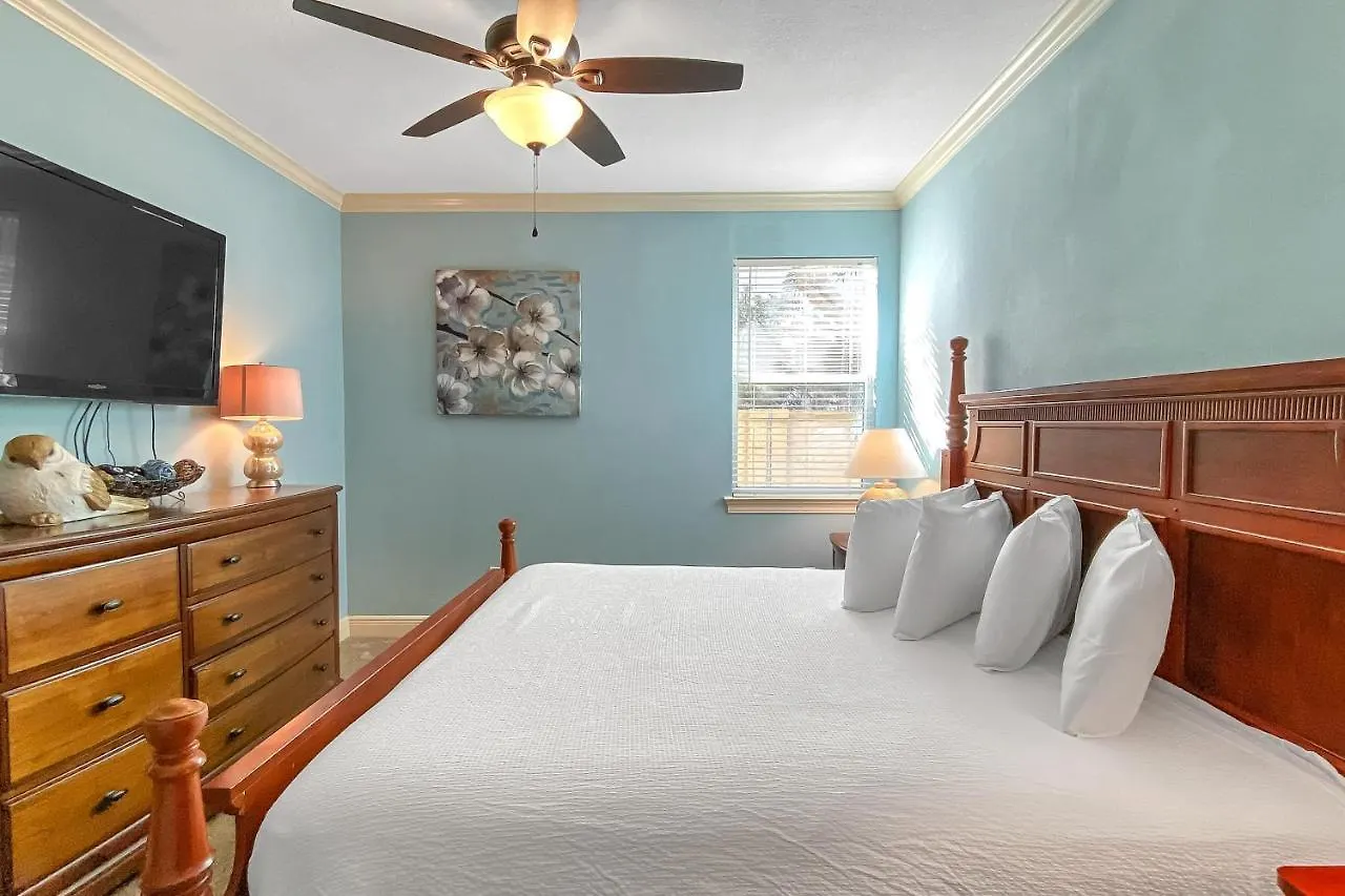Villages Of Crystal Beach: Osprey Landing Holiday home *