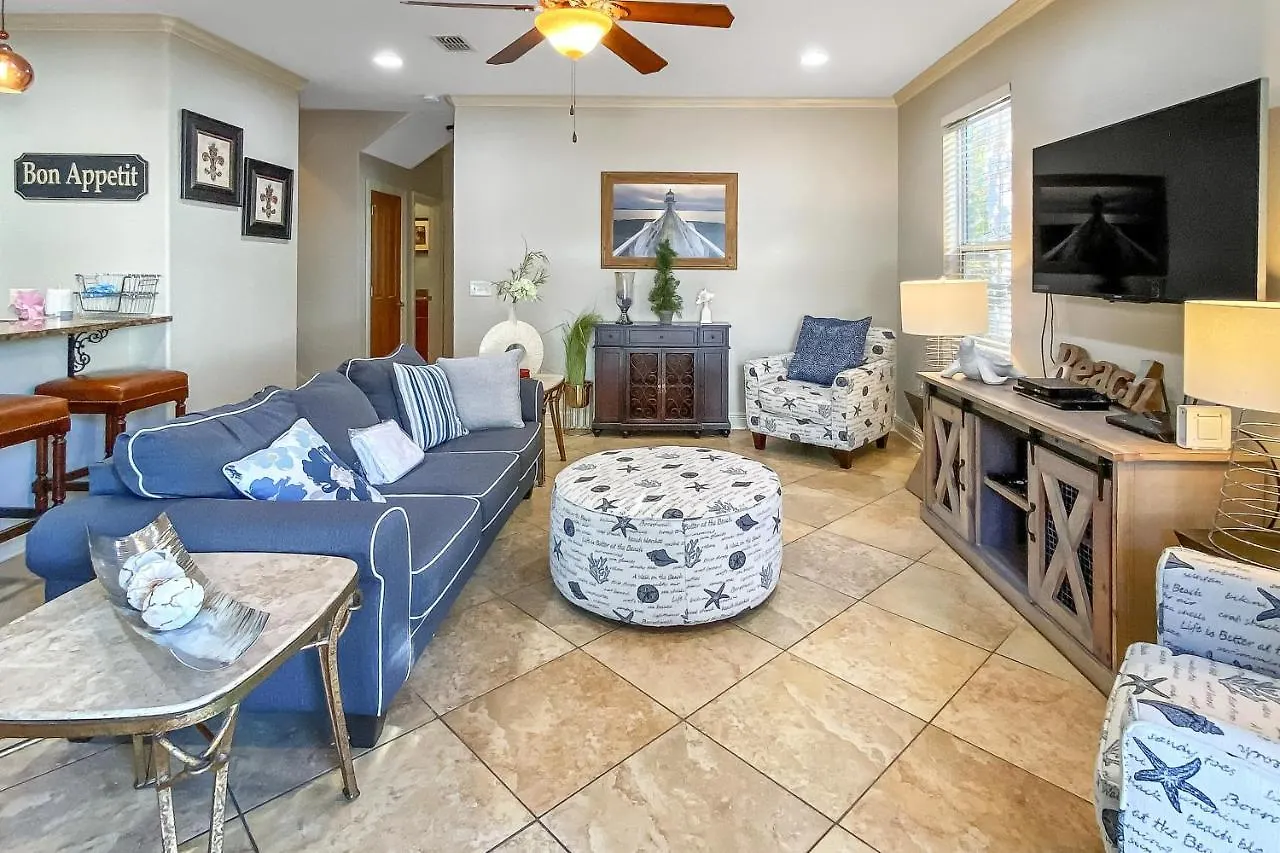 Villages Of Crystal Beach: Osprey Landing Holiday home