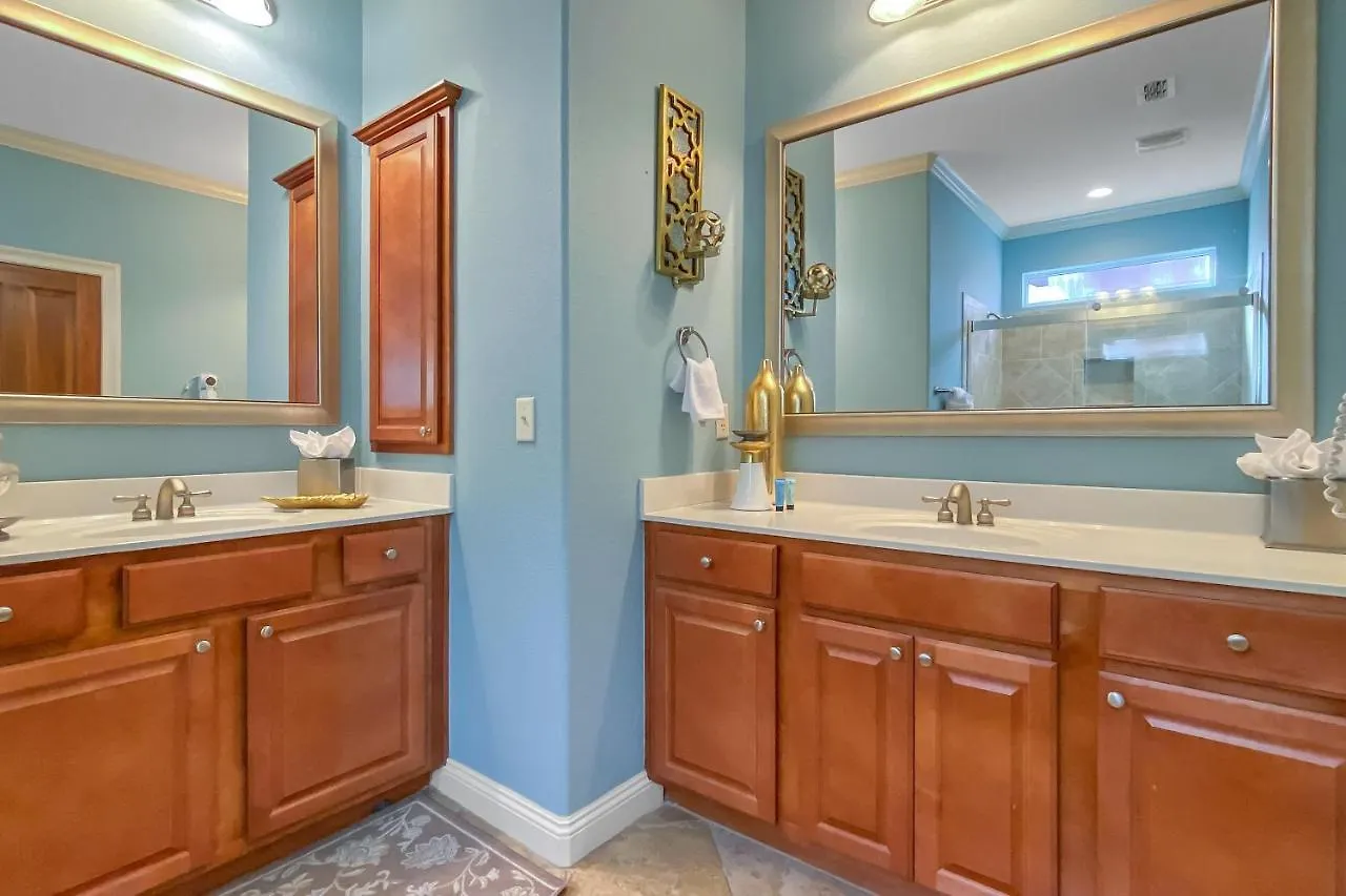 Villages Of Crystal Beach: Osprey Landing Destin