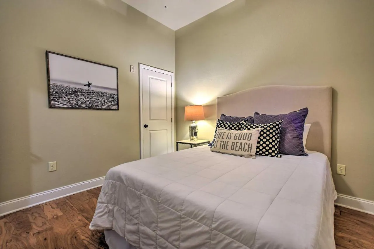 Διαμέρισμα Miramar Patio, Pool, Walk To Gulf!