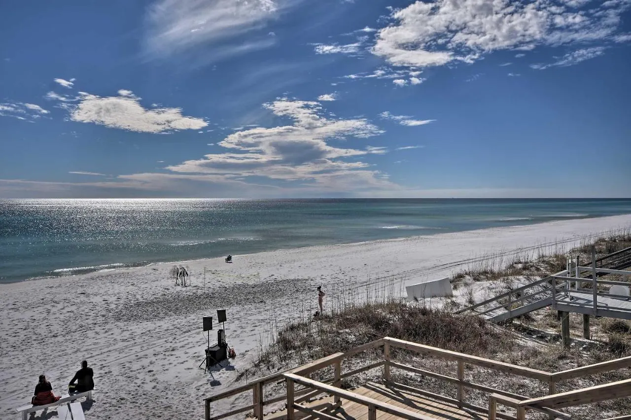 Miramar Patio, Pool, Walk To Gulf! Διαμέρισμα
