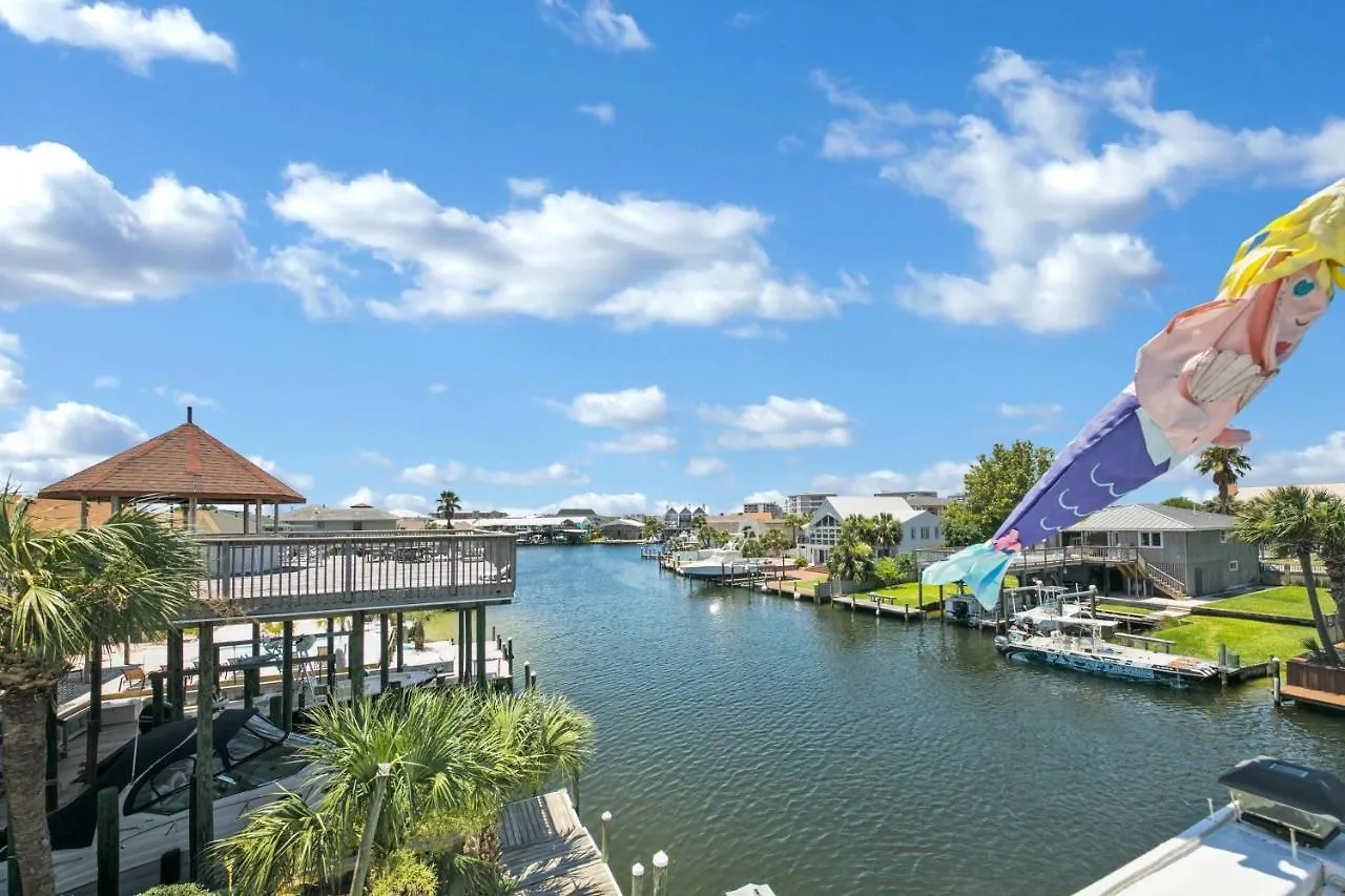 Destin-a-tion On The Water