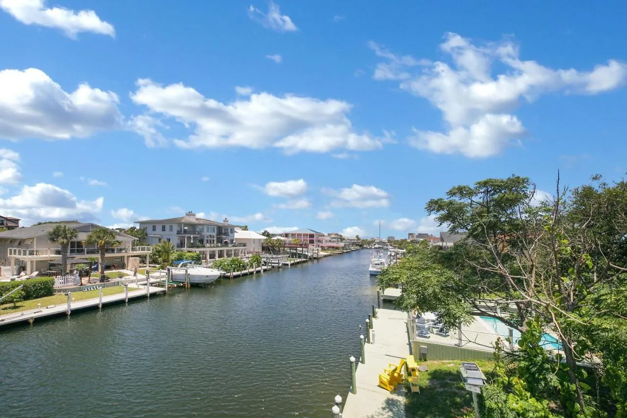 Destin-a-tion On The Water 度假居 *