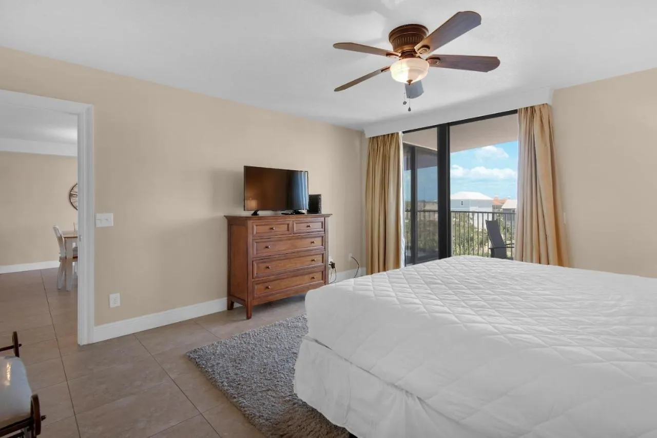 Mainsail 331 * Destin