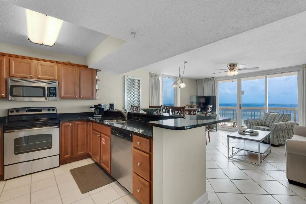 Pelican 801 Apartment *