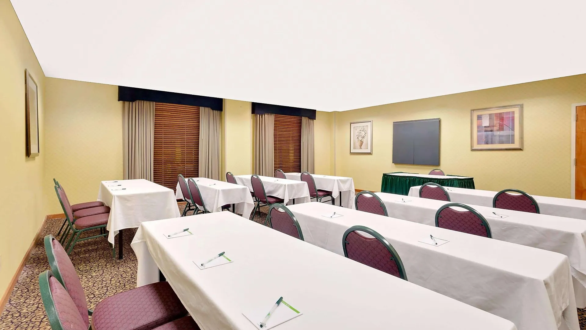 Wingate By Wyndham Szálloda 3*