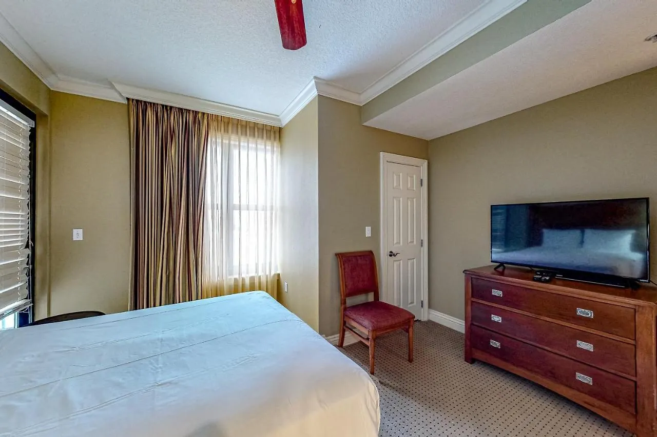 Emerald Grande 324 Lejlighed *