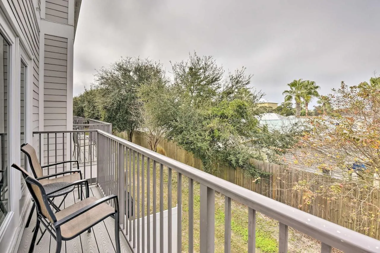 Miramar Townhome With Balcony Near Ocean! Holiday home *