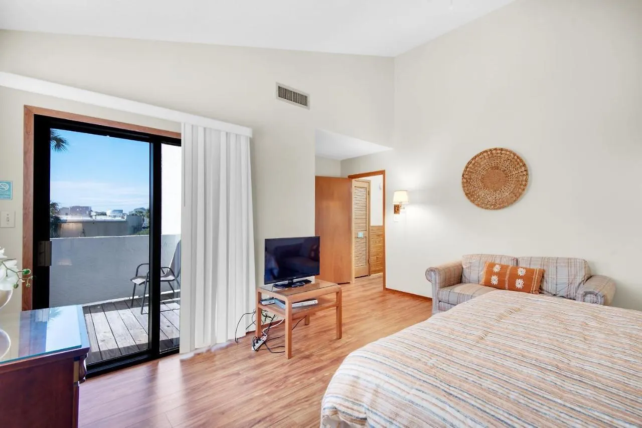 Shoreline Towers Townhouse 4-4 Holiday home