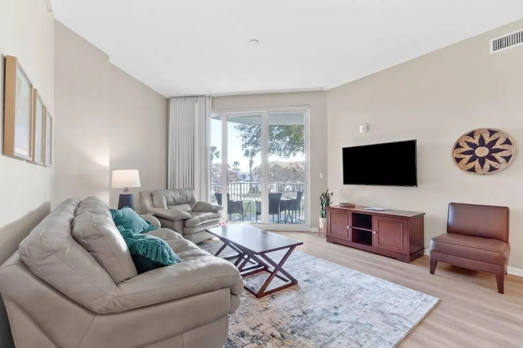 Family Friendly In Heart Of Destin! Style Pool, Tennis Courts Minutes From Apartmán