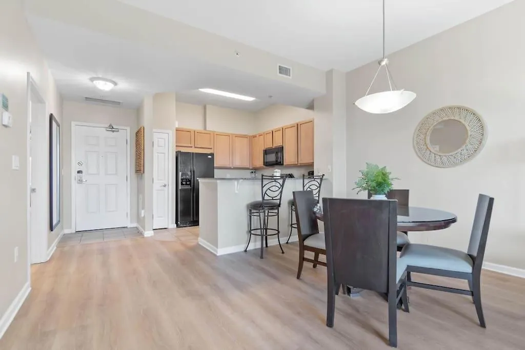 Family Friendly In Heart Of Destin! Style Pool, Tennis Courts Minutes From Apartmán Destin