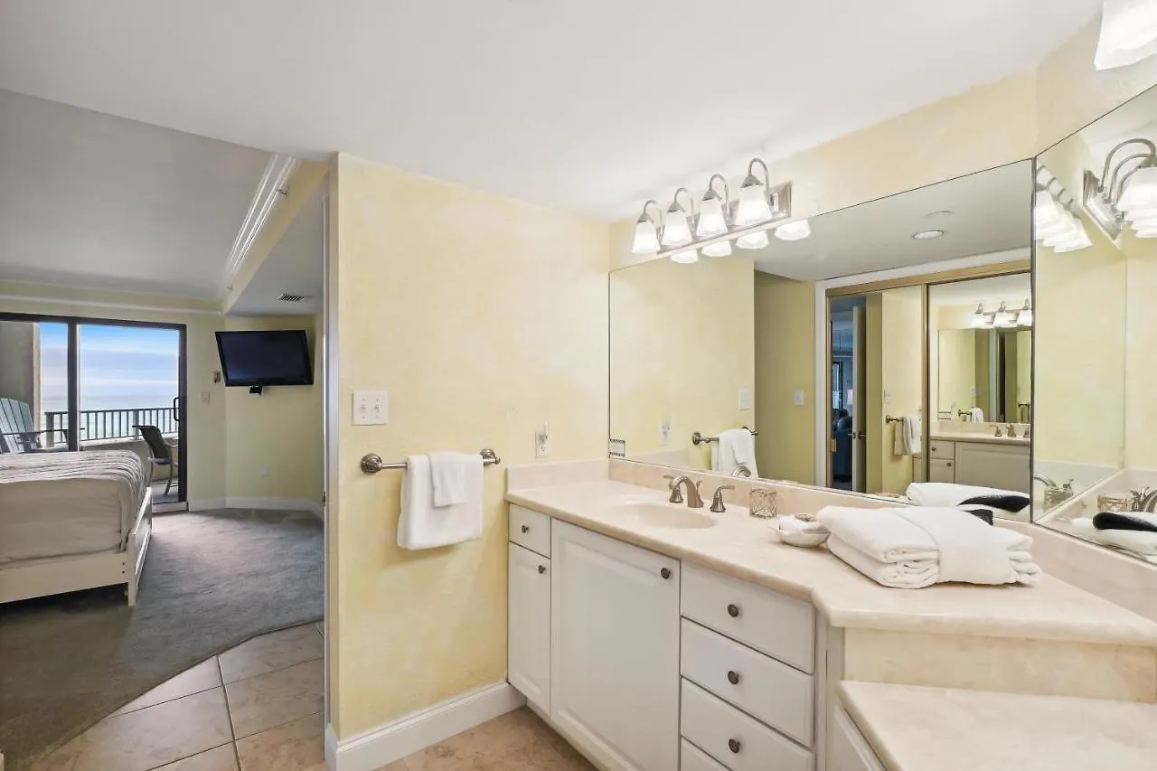 Apartamento Inlet Reef 102 *