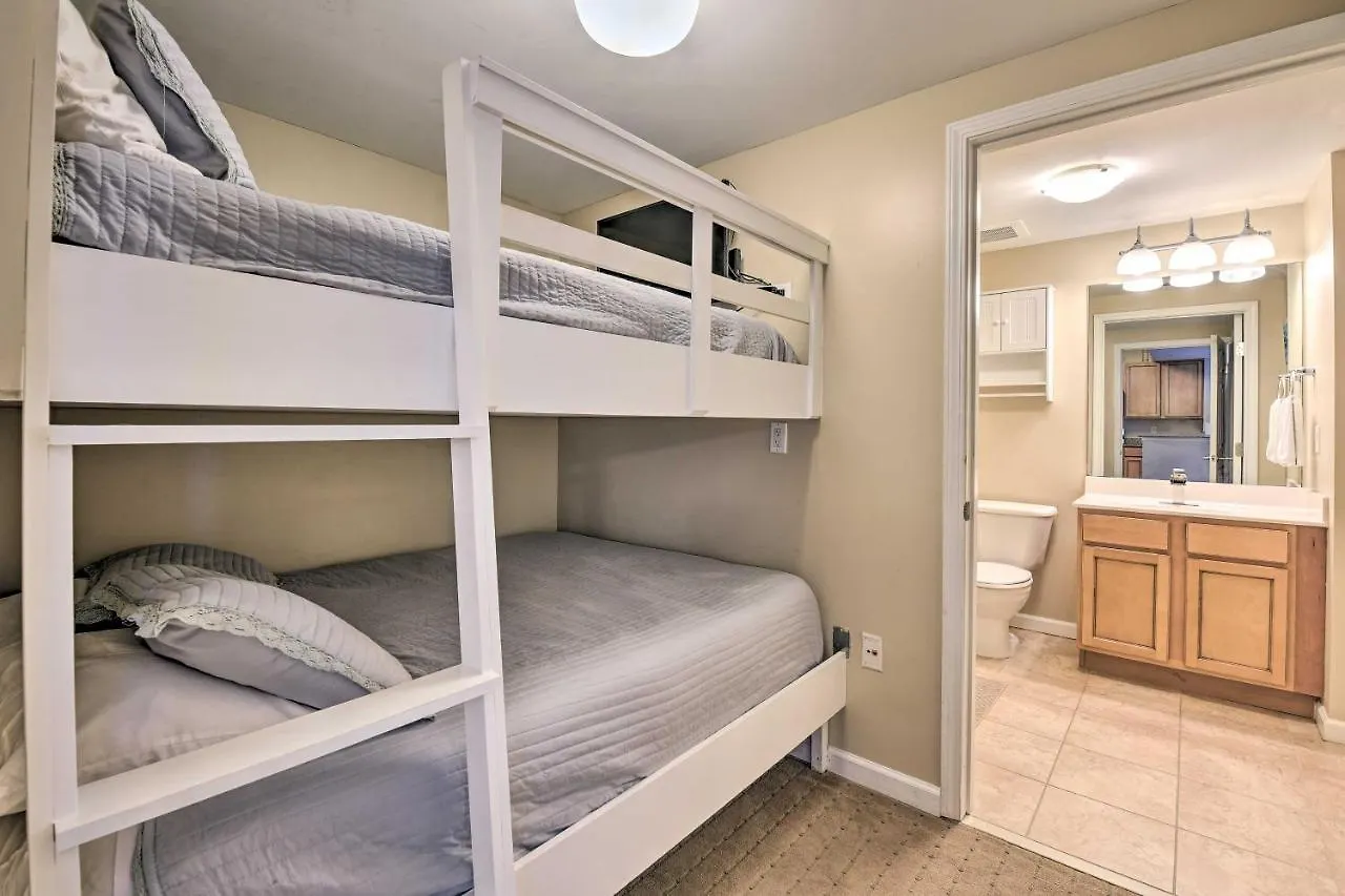 Modern With Balcony - Walk To Beach! Destin