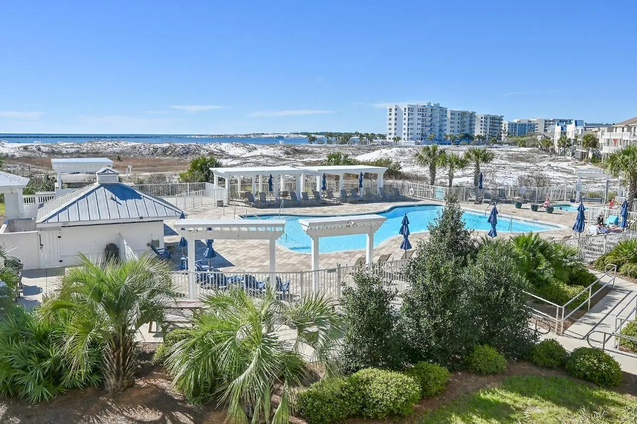 Pelican Pointe At Pointe * Destin