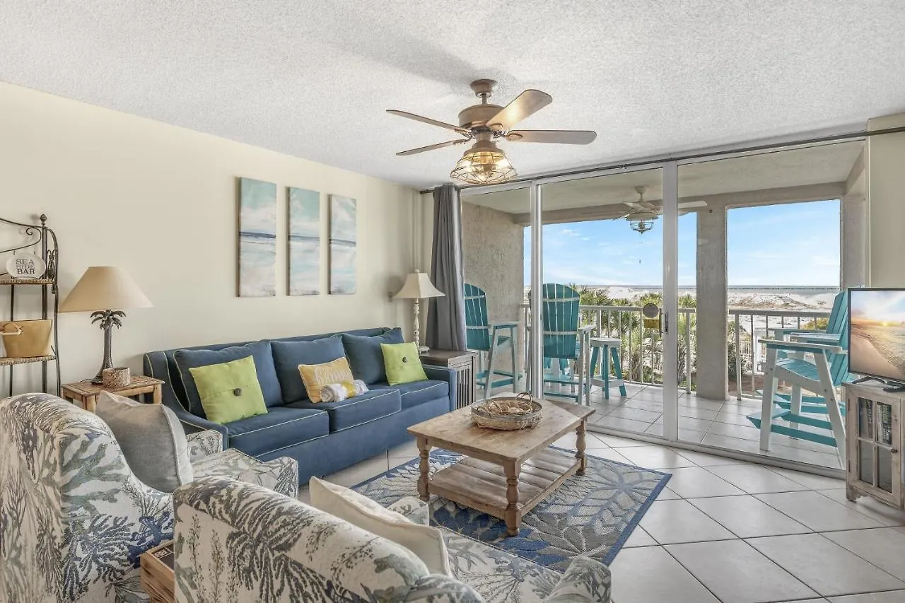 Magnolia House 211