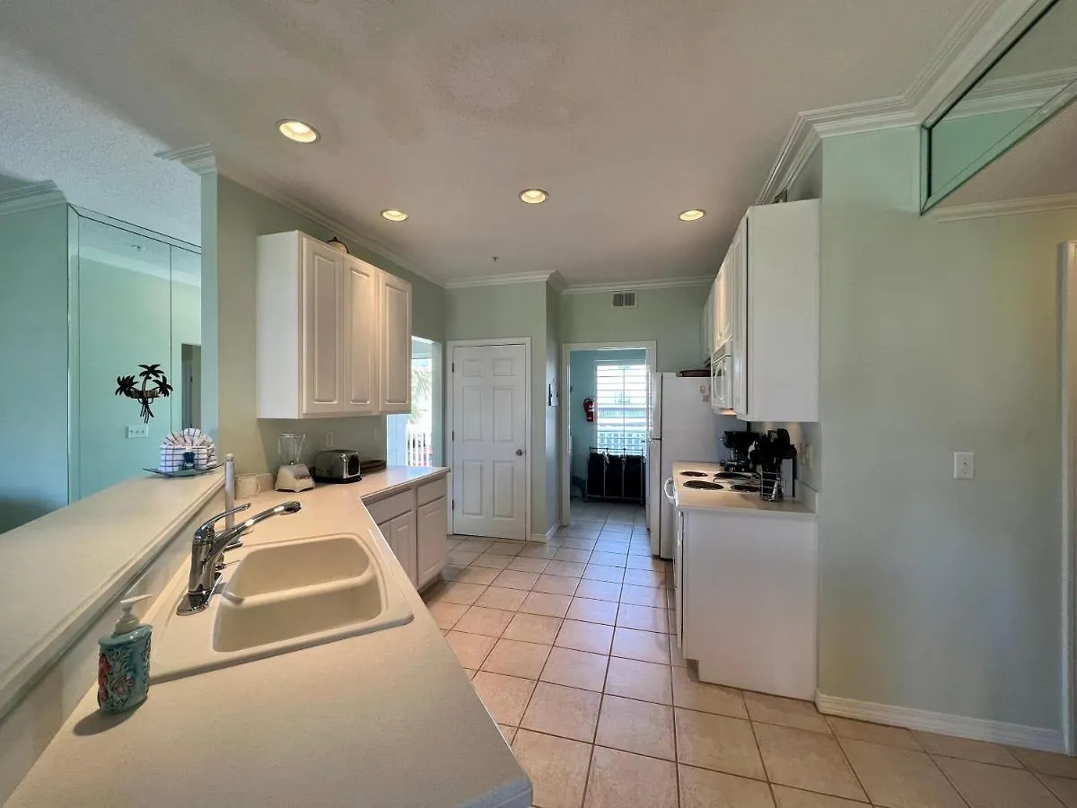 Дом отдыха Sandpiper Cove 4111