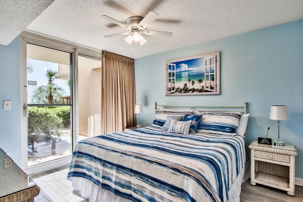 Pelican Resort-walkout Unit-on The