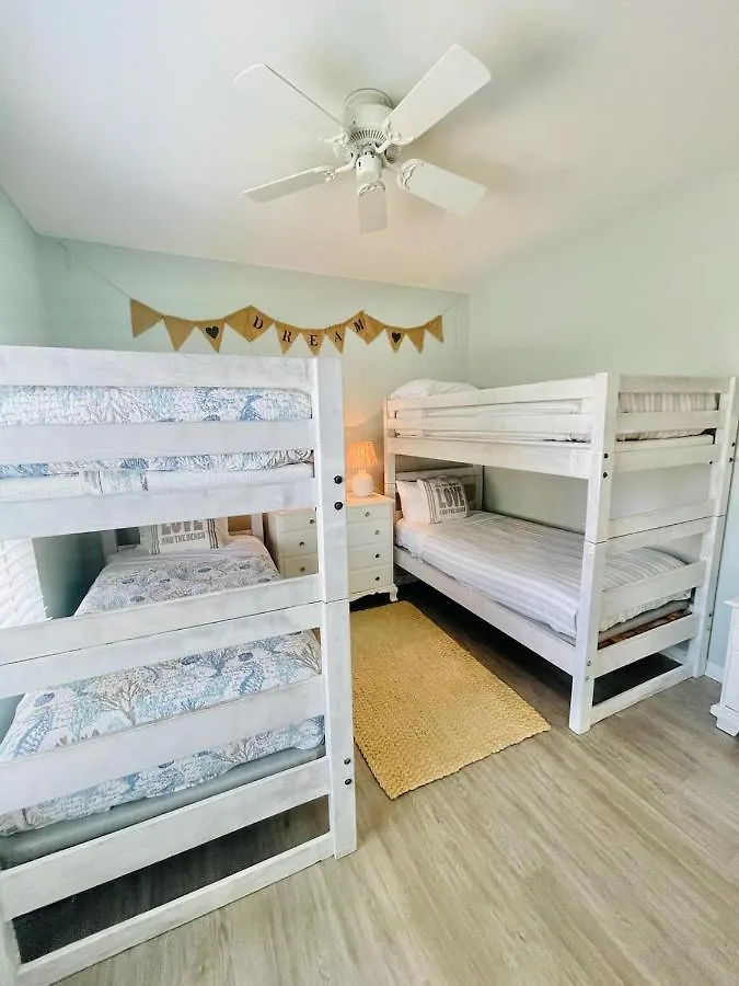 Sandpiper Cove 9130 דסטין
