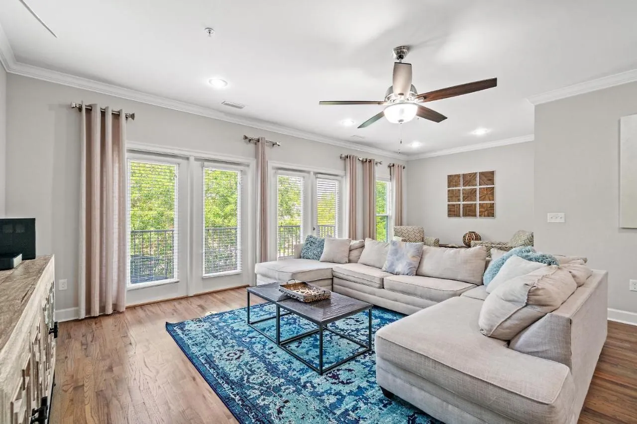 Waterside With Award Winning Design And Pool Destin
