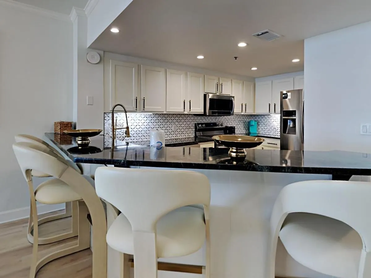 Jade East Towers 540 Apartman