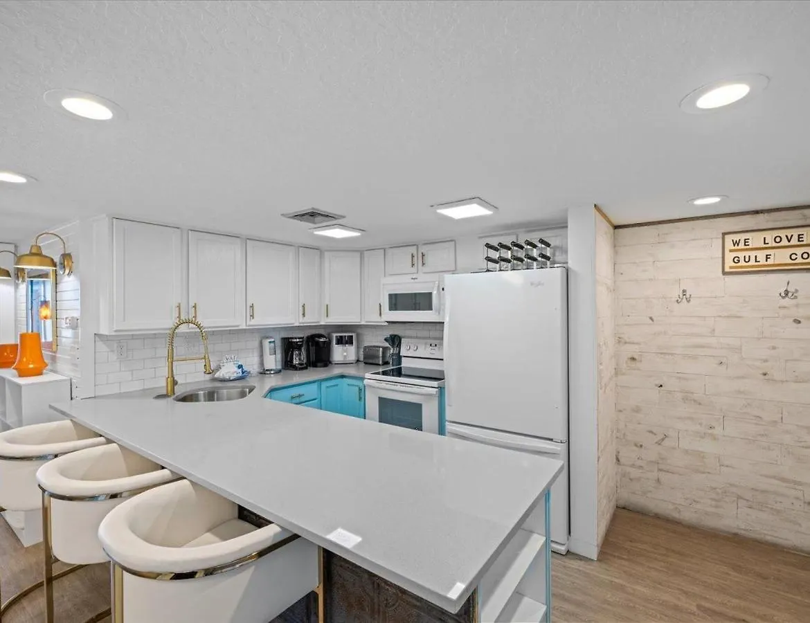 Surf And Racquet Unit 321 Holiday home Destin