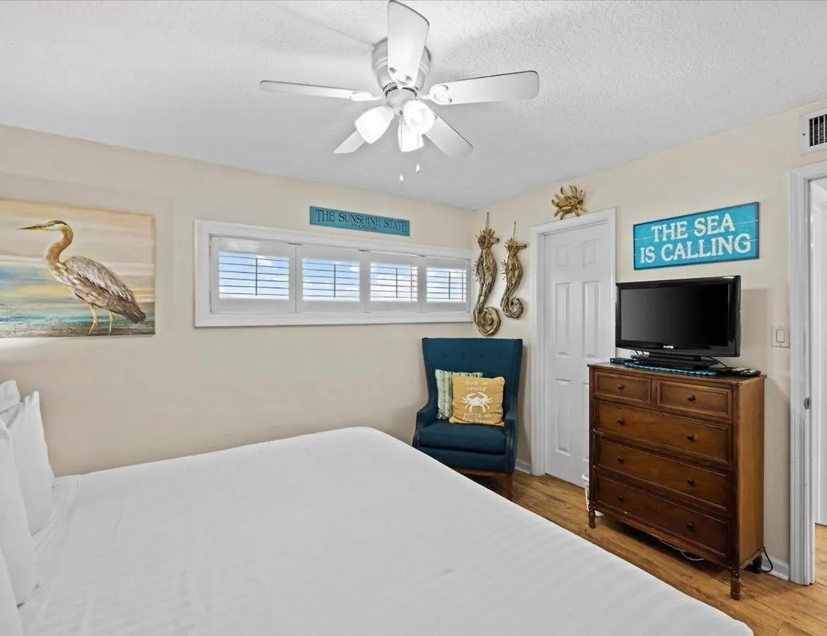 Holiday home Surf And Racquet Unit 407 *