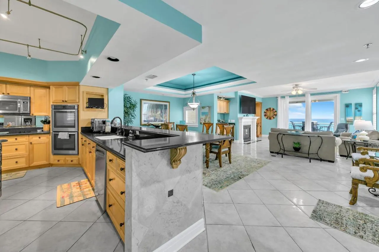 Holiday home Grandview 202 - Beach Front 3br In Miramar Beach