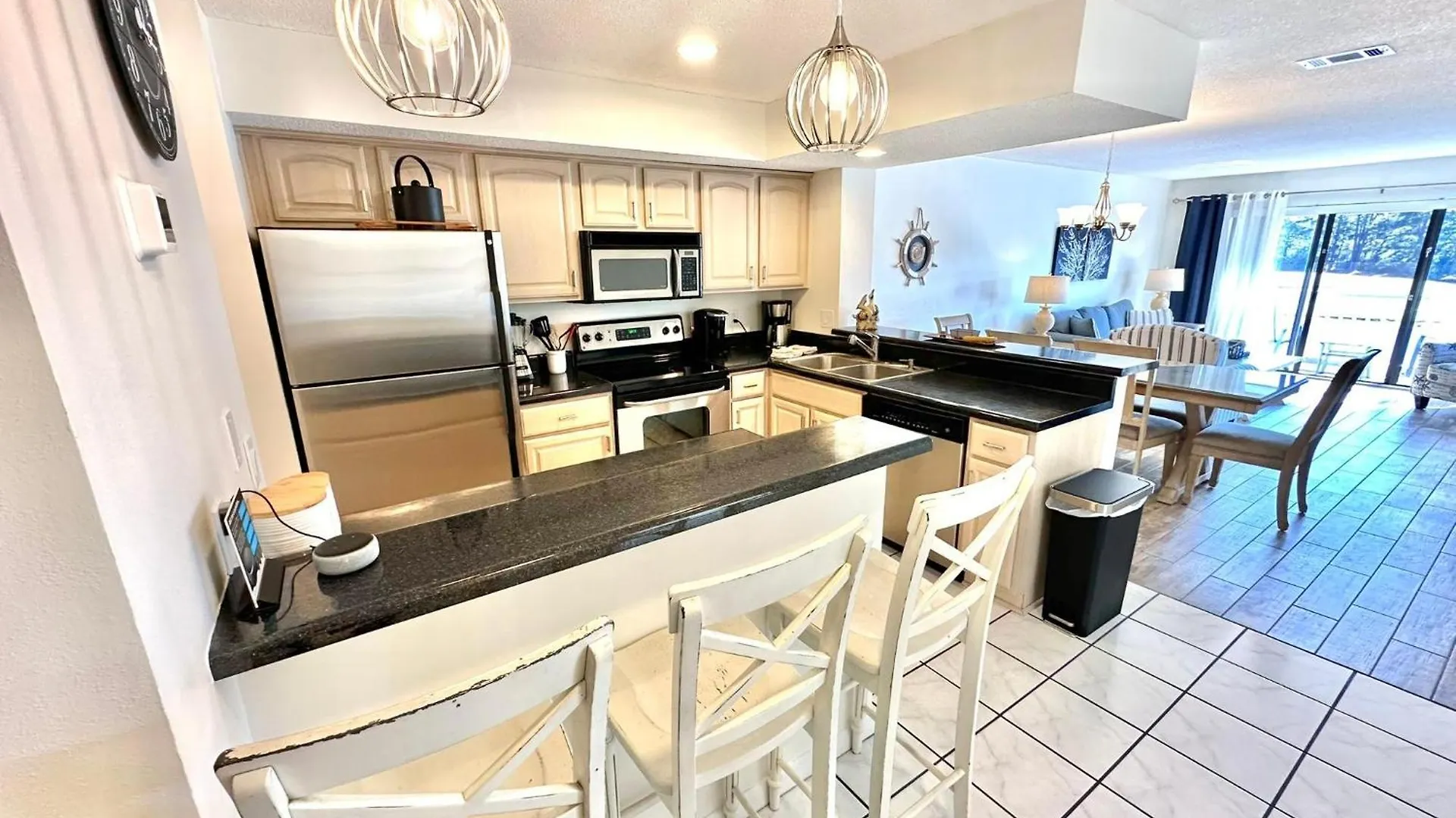 912 Harbour Point *