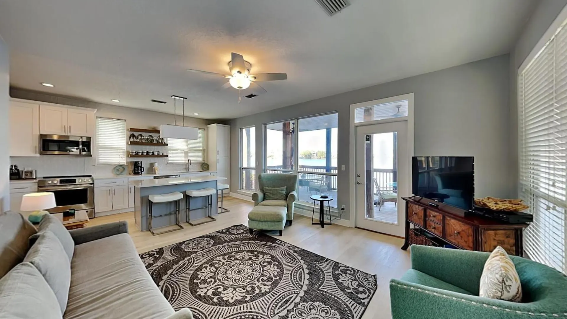 Destiny 23 A B Apartment *