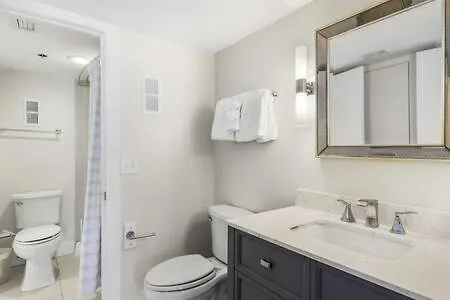 The Scallop By Brightwild-beachfront Holiday home *