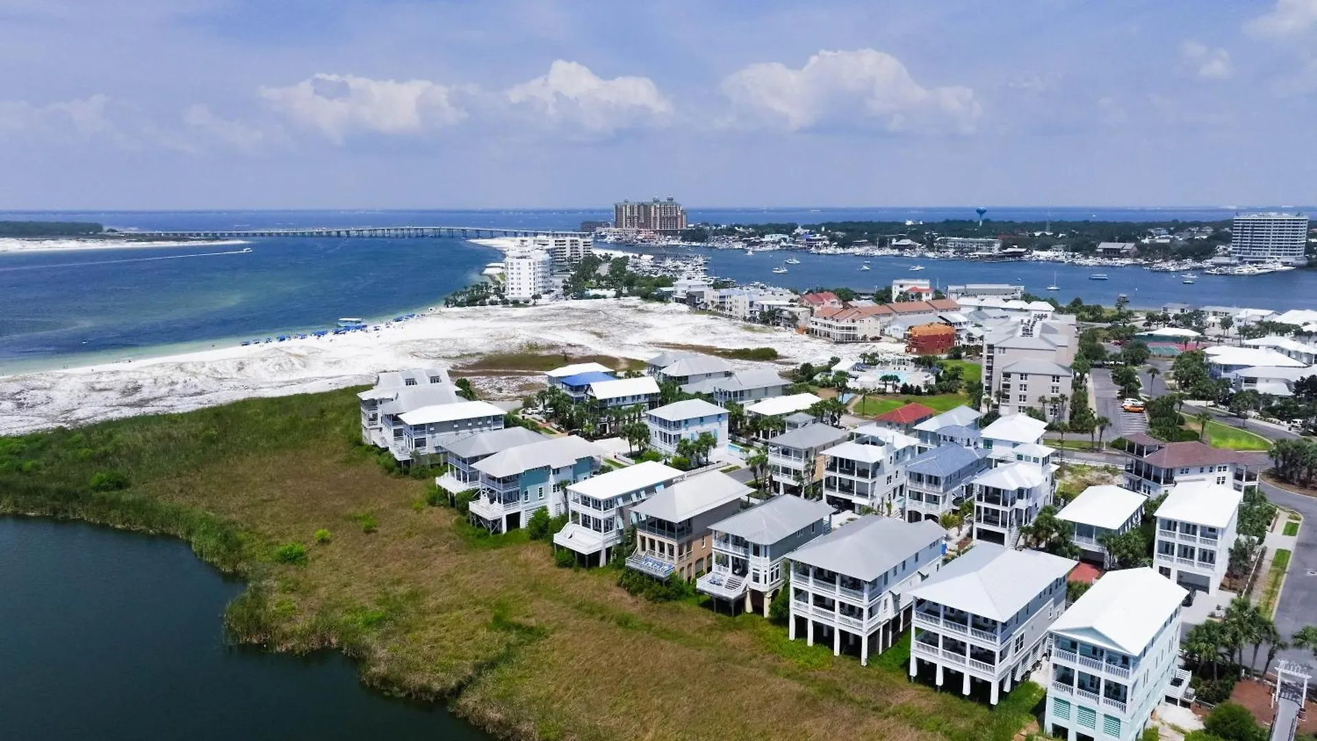 Magnolia House 503 At Pointe *