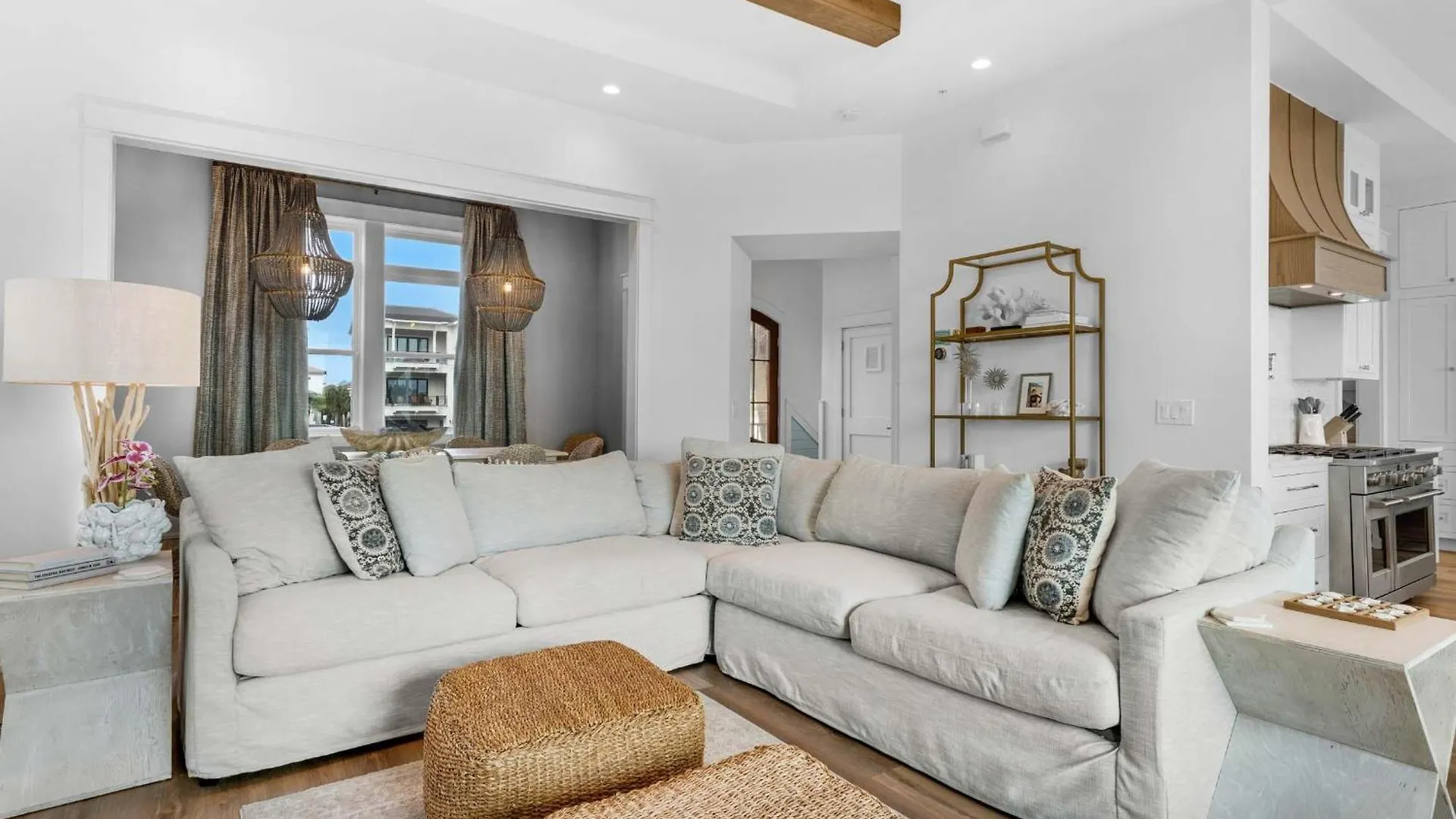 Holiday home Emerald Dawn